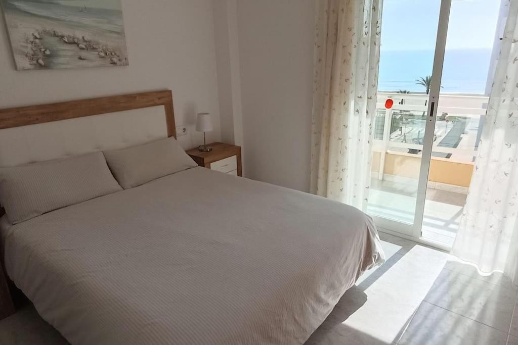 Apartamento Centrico En La Playa Con Piscina. Peniscola Exterior photo